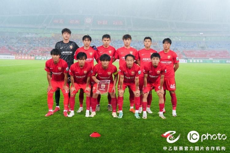 媒体人：德甲中游队年营收约1.5亿欧 中超营收最缺电视转播和卖人